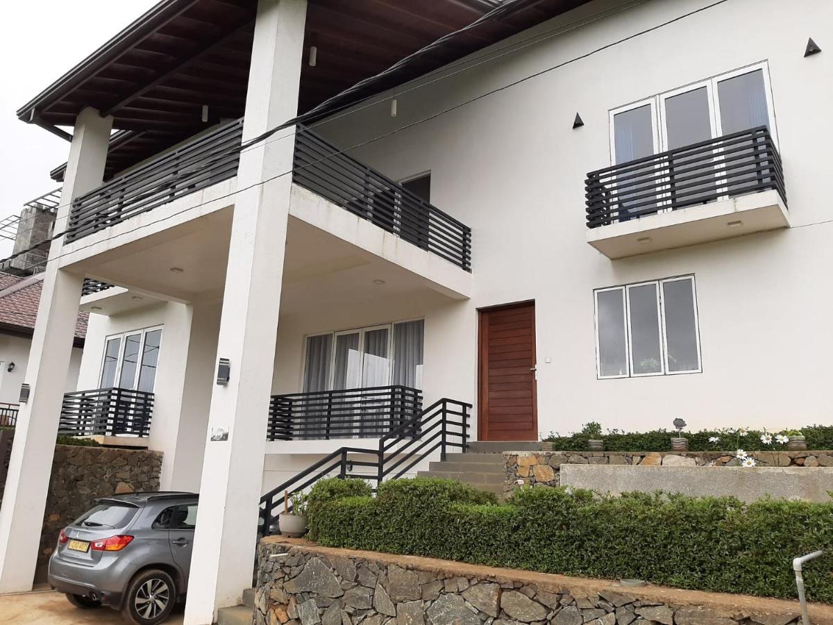 J'S Villa Nuwara Eliya Extérieur photo