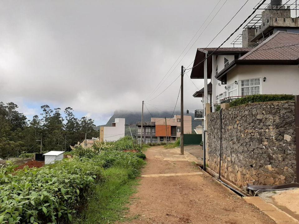 J'S Villa Nuwara Eliya Extérieur photo